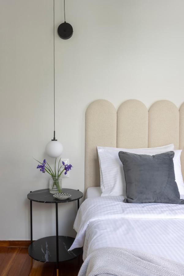 Acropolis Villa 3Br 9Ppl 10 Minutes Metro&Museum Atene Esterno foto